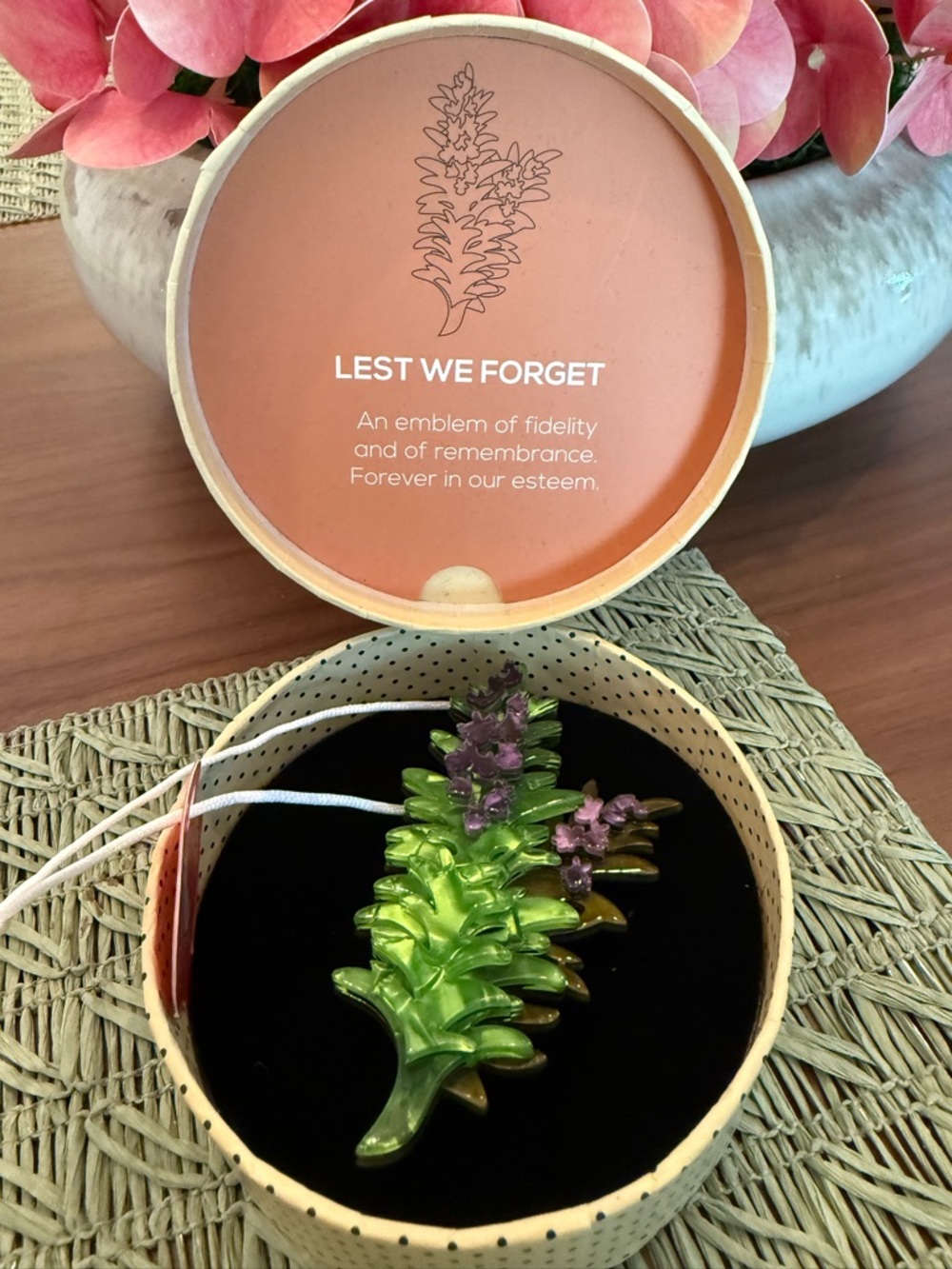 💜 Erstwilder Lest We Forget Brooch Lavender Pin - Picture 4 of 4